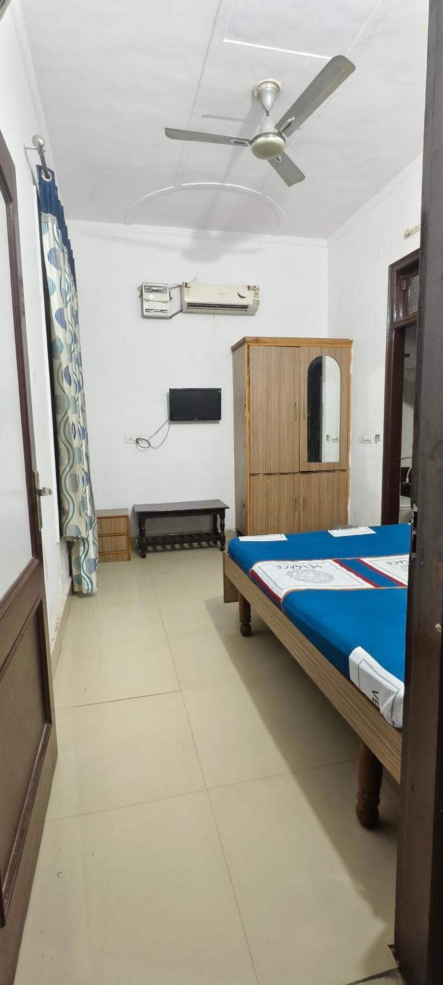 Surya Hotel Sirsa Luaran gambar
