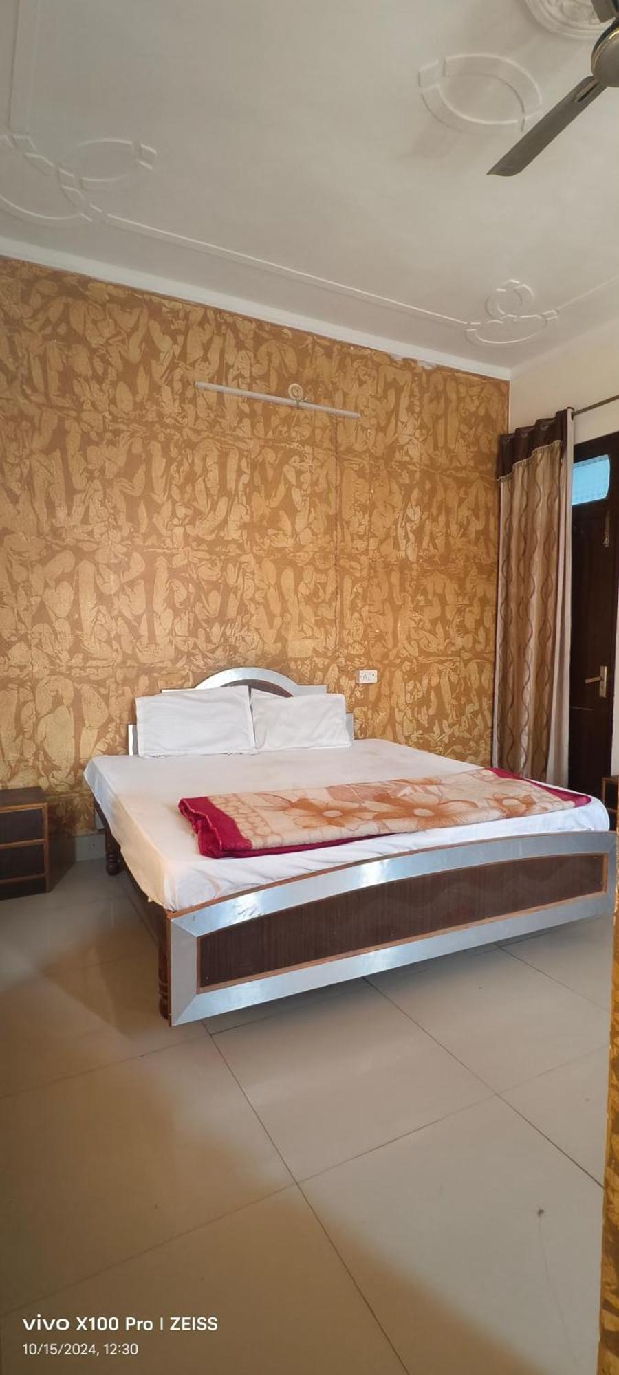Surya Hotel Sirsa Luaran gambar